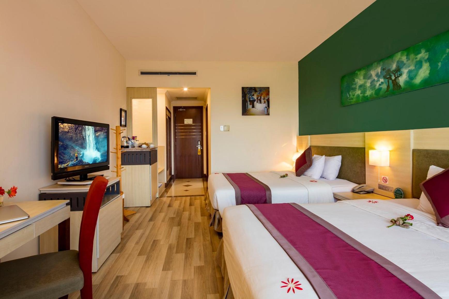 Sai Gon Quang Binh Hotel Донгхой Екстер'єр фото